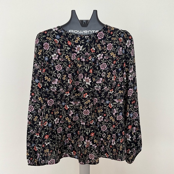 LOFT lightweight blouse - Picture 2 of 3